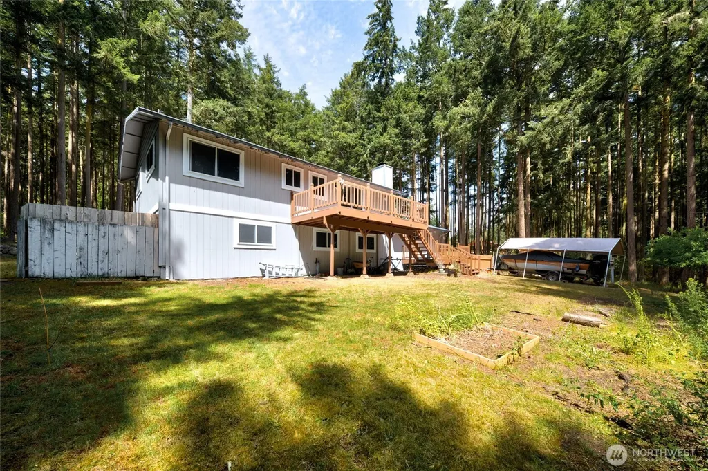 1074 N Estate Lane Oak Harbor WA 98277