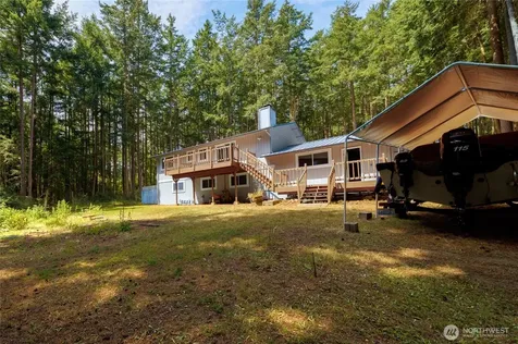 1074 N Estate Lane Oak Harbor WA 98277