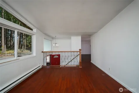 1074 N Estate Lane Oak Harbor WA 98277