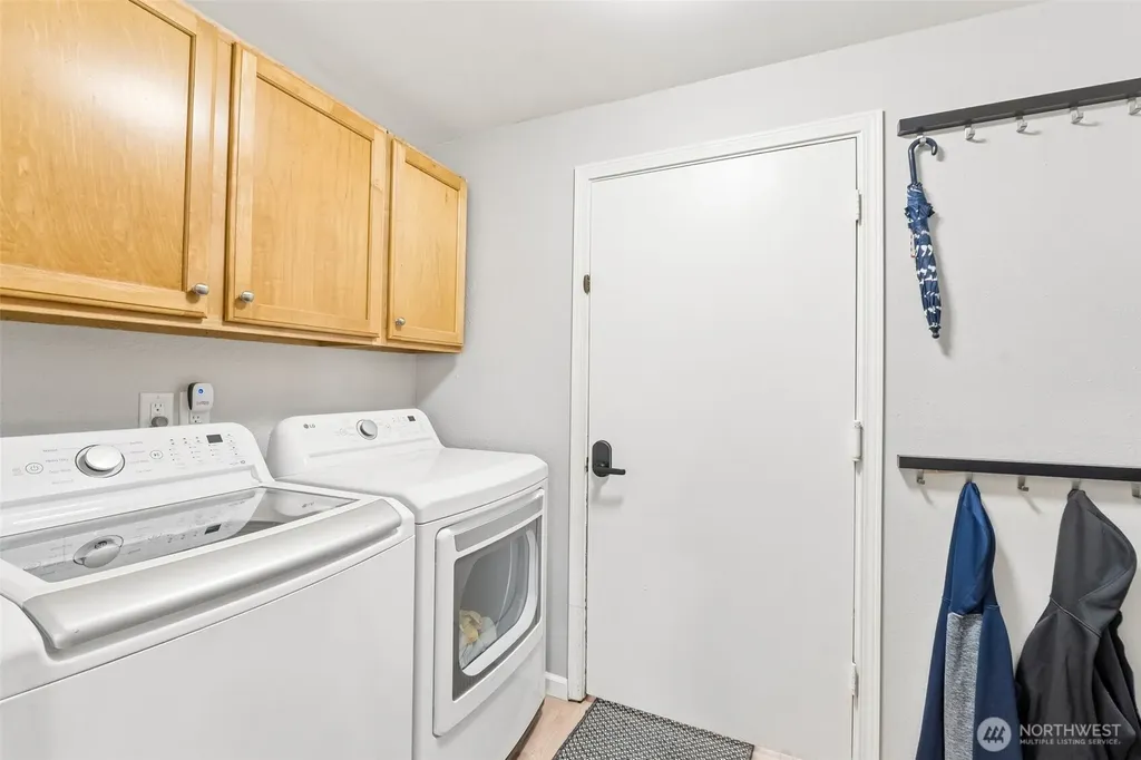 1220 SW 162nd Street Burien WA 98166