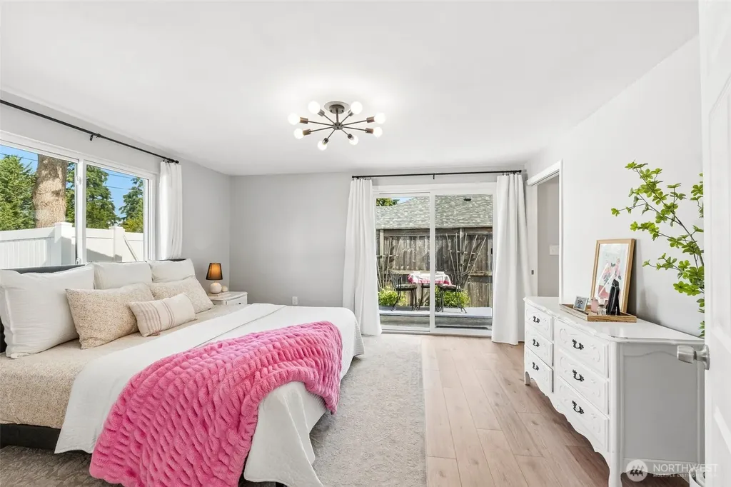 1220 SW 162nd Street Burien WA 98166