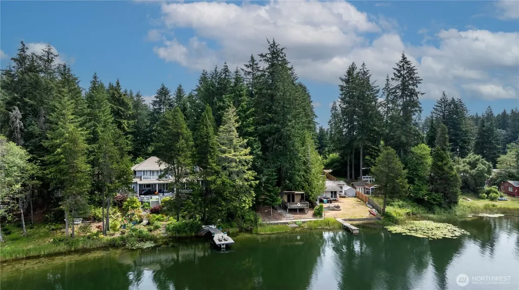 1173 SW Lake Street Port Orchard WA 98367