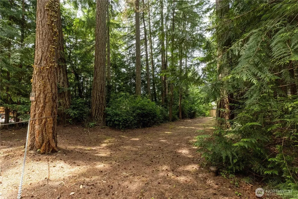 1173 SW Lake Street Port Orchard WA 98367