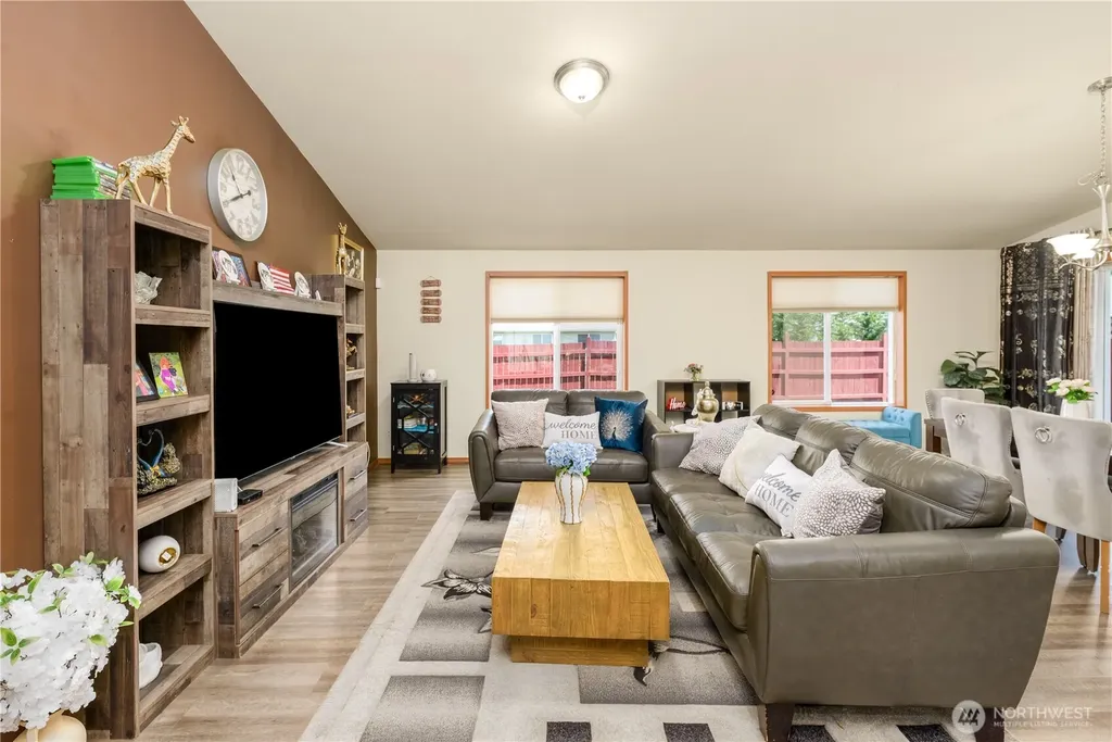 1137 Highland Avenue Port Angeles WA 98362