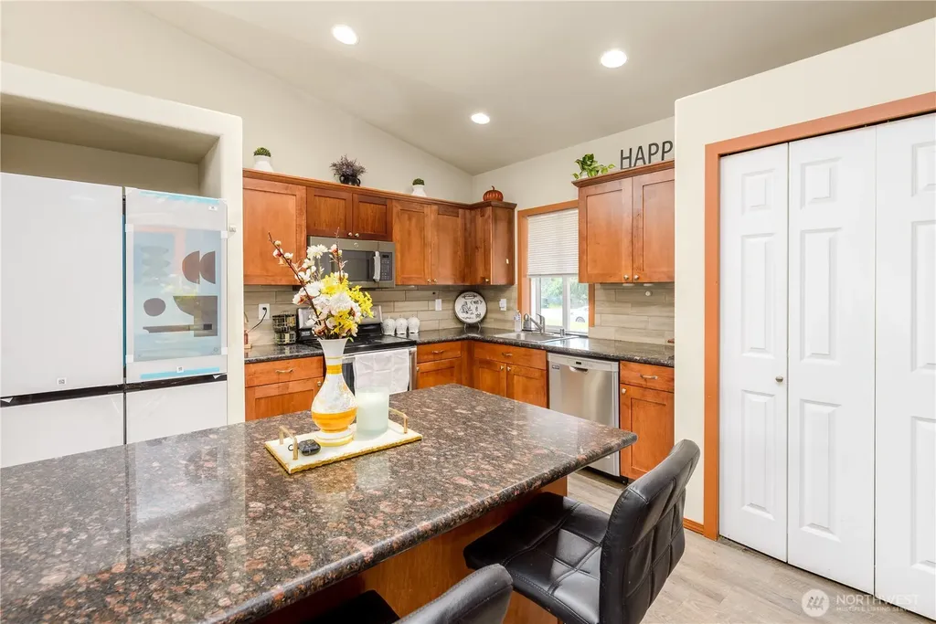 1137 Highland Avenue Port Angeles WA 98362