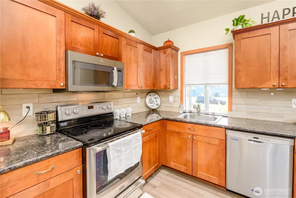 1137 Highland Avenue Port Angeles WA 98362