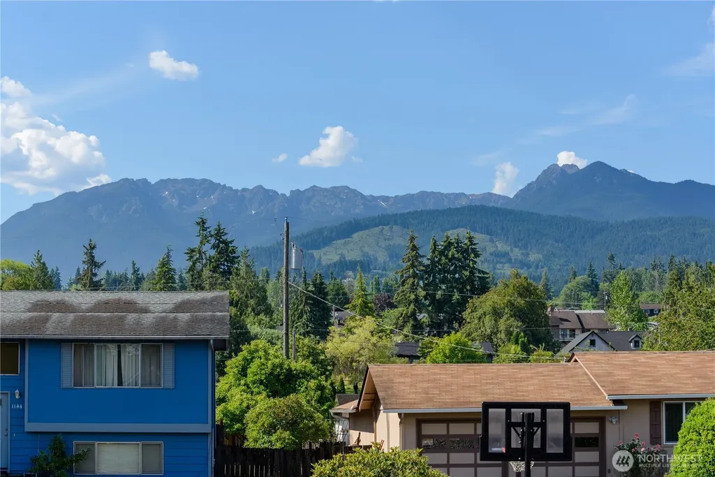 1137 Highland Avenue Port Angeles WA 98362