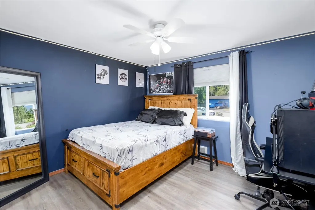 1137 Highland Avenue Port Angeles WA 98362