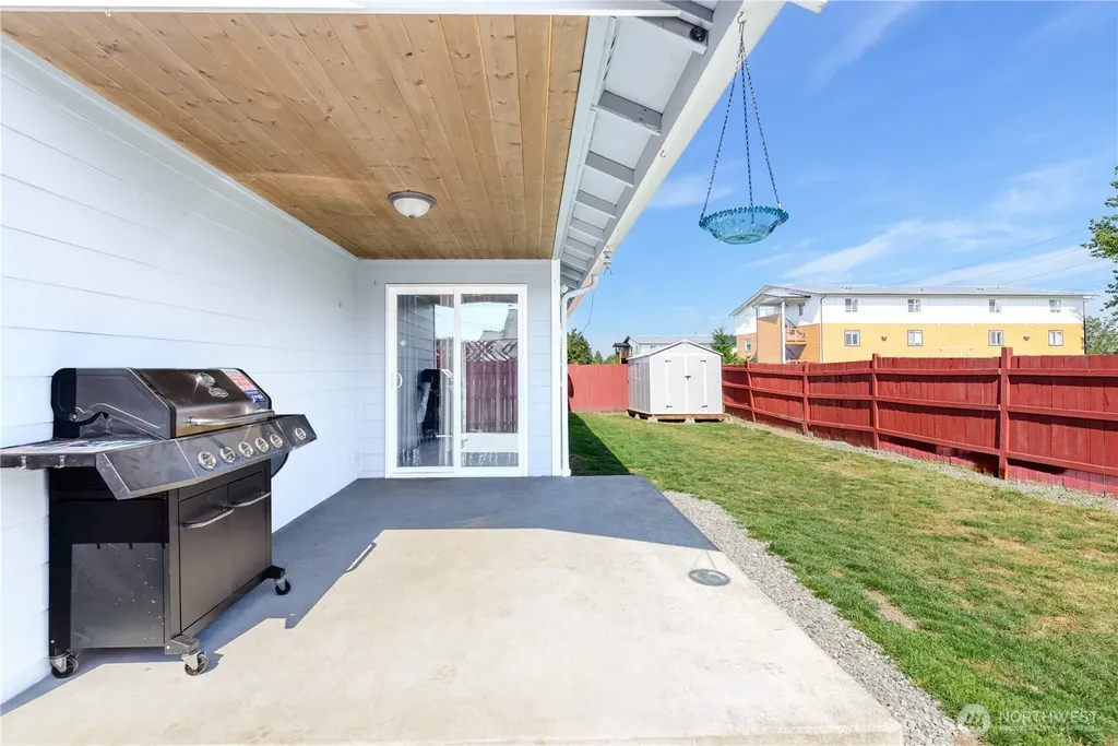 1137 Highland Avenue Port Angeles WA 98362