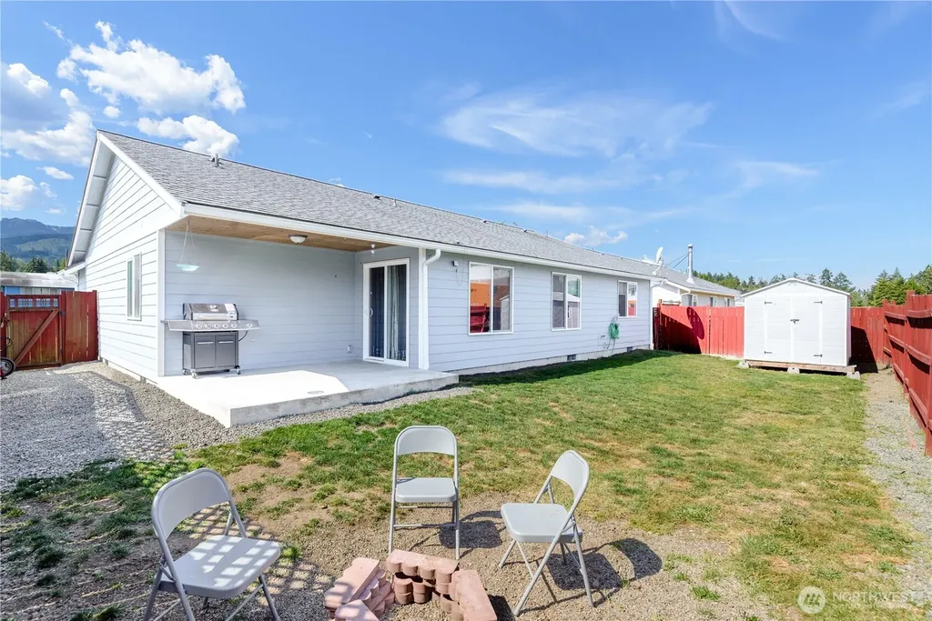 1137 Highland Avenue Port Angeles WA 98362