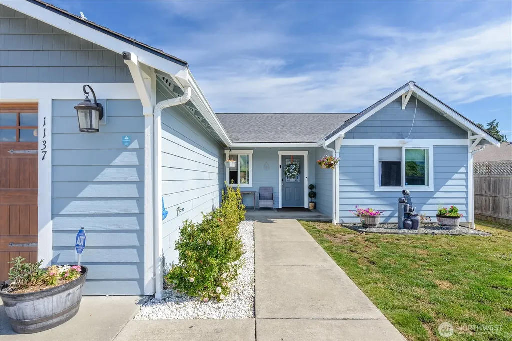 1137 Highland Avenue Port Angeles WA 98362