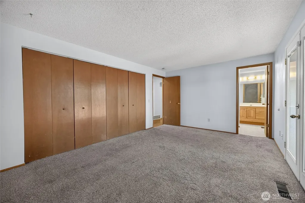 26415 Carnaby Way Kent WA 98032