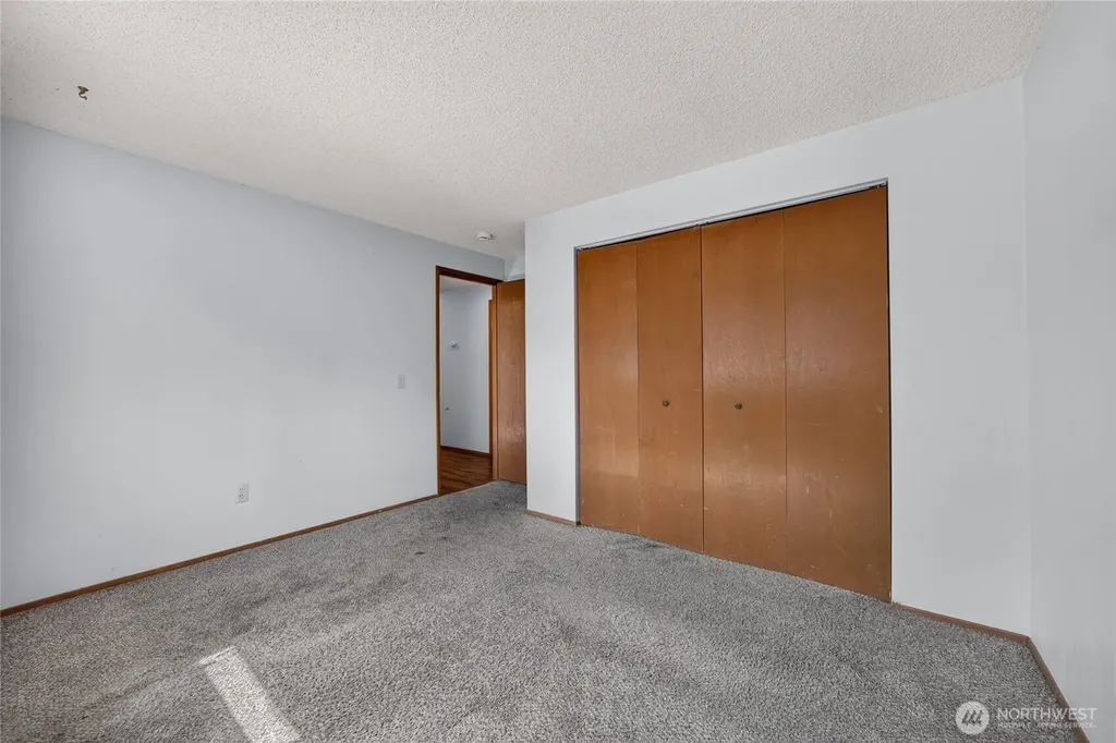 26415 Carnaby Way Kent WA 98032