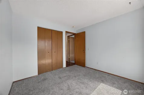 26415 Carnaby Way Kent WA 98032