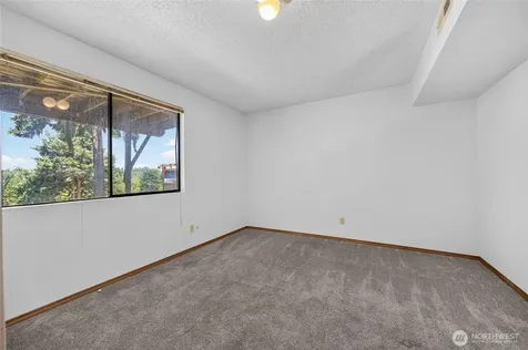 26415 Carnaby Way Kent WA 98032