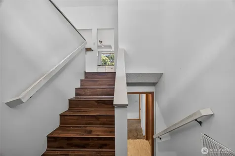26415 Carnaby Way Kent WA 98032