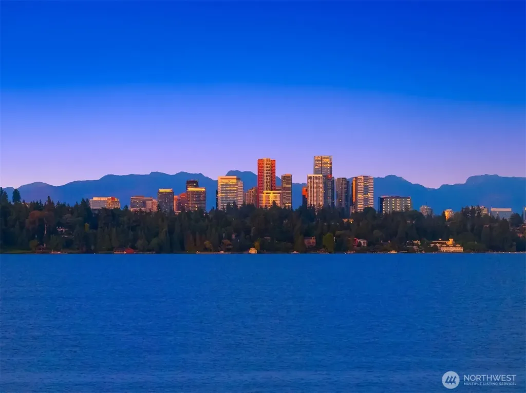 62526 Undisclosed Seattle WA 98112