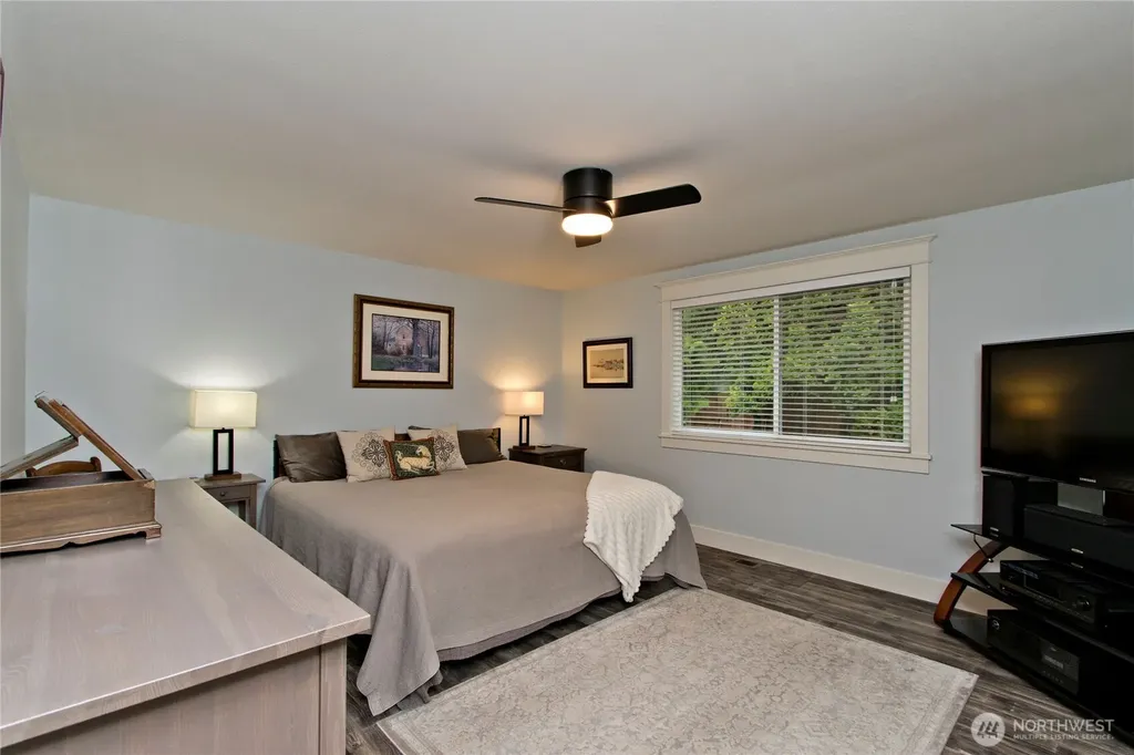 23031 76th Avenue SE Woodinville WA 98072