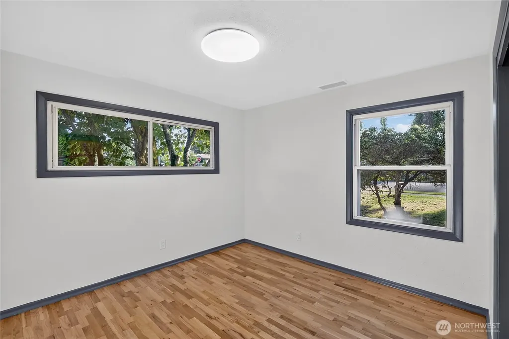 429 Harvard Avenue Fircrest WA 98466