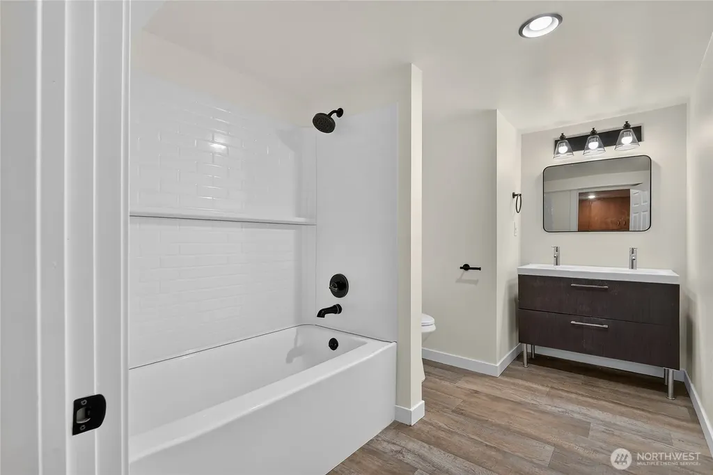 429 Harvard Avenue Fircrest WA 98466