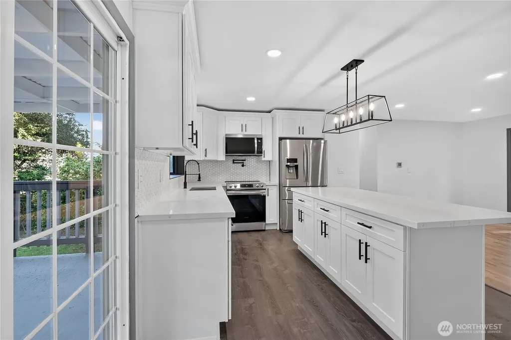 429 Harvard Avenue Fircrest WA 98466