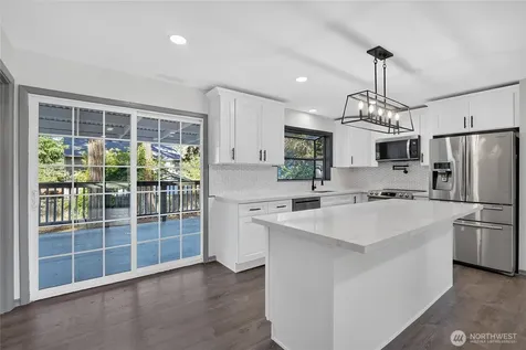 429 Harvard Avenue Fircrest WA 98466