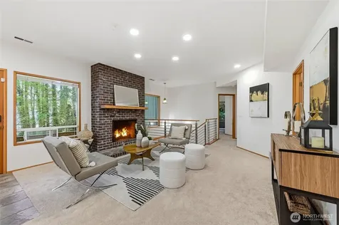 4200 W Lake Sammamish Parkway SE Bellevue WA 98008