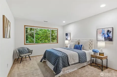 4200 W Lake Sammamish Parkway SE Bellevue WA 98008