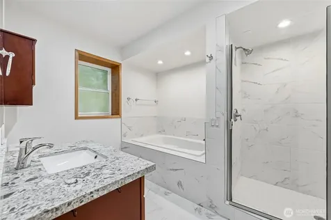 4200 W Lake Sammamish Parkway SE Bellevue WA 98008