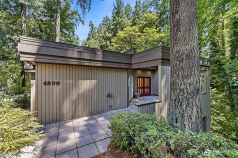 4200 W Lake Sammamish Parkway SE Bellevue WA 98008