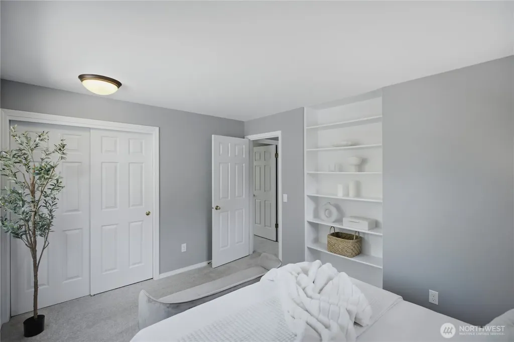 460 Jasmine Place NW Issaquah WA 98027