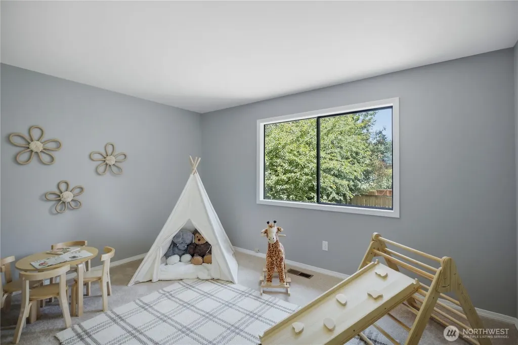 460 Jasmine Place NW Issaquah WA 98027