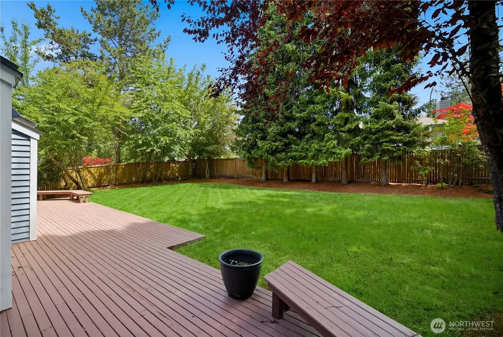 460 Jasmine Place NW Issaquah WA 98027