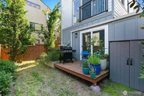 1338 California Ave SW Seattle WA 98116