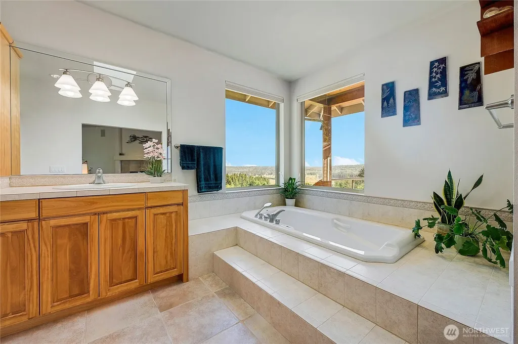 474 Blue Mountain Road Chimacum WA 98325