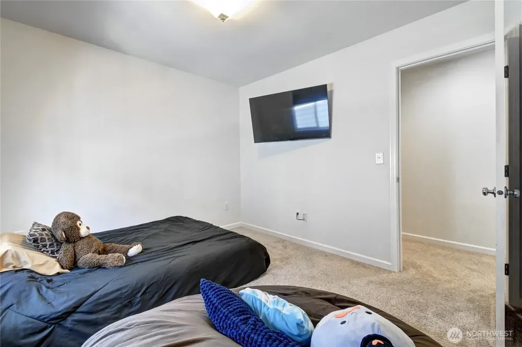 4523 Riverfront Boulevard Everett WA 98203