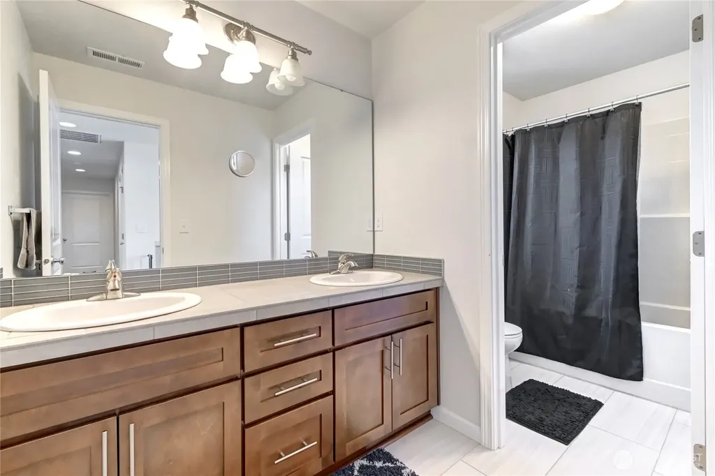 4523 Riverfront Boulevard Everett WA 98203