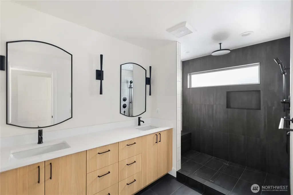 4351 SW Willow Street Seattle WA 98136