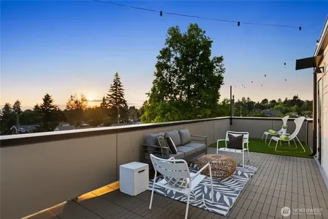 4351 SW Willow Street Seattle WA 98136