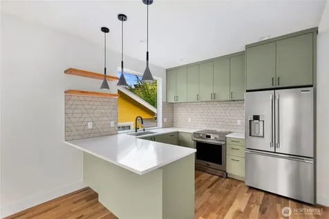 4351 SW Willow Street Seattle WA 98136