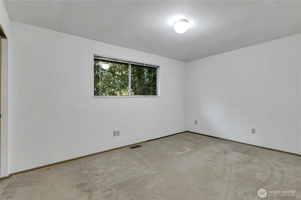1404 SW 360th Street Federal Way WA 98023