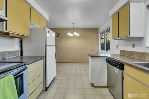 1404 SW 360th Street Federal Way WA 98023