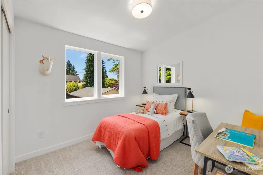 514 N 92nd Street Seattle WA 98103