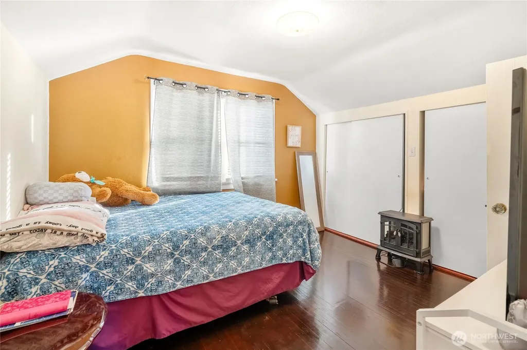 801 Spruce Street Hoquiam WA 98550