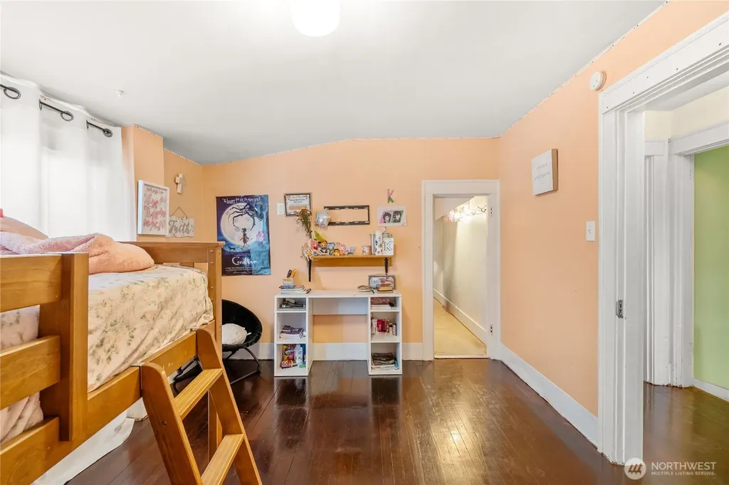 801 Spruce Street Hoquiam WA 98550