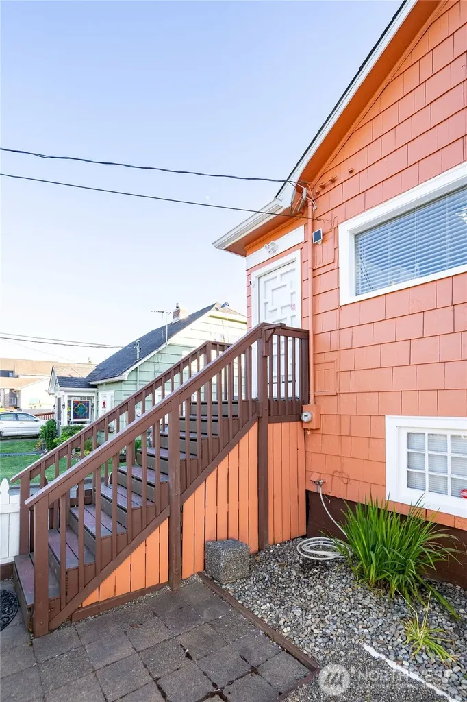 801 Spruce Street Hoquiam WA 98550