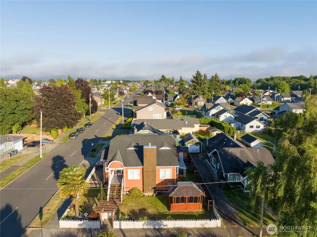 801 Spruce Street Hoquiam WA 98550
