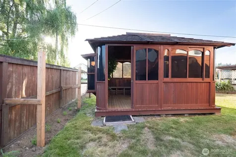 801 Spruce Street Hoquiam WA 98550