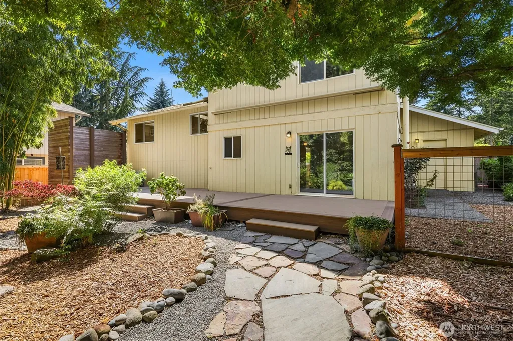 12820 87th Avenue Kirkland WA 98034