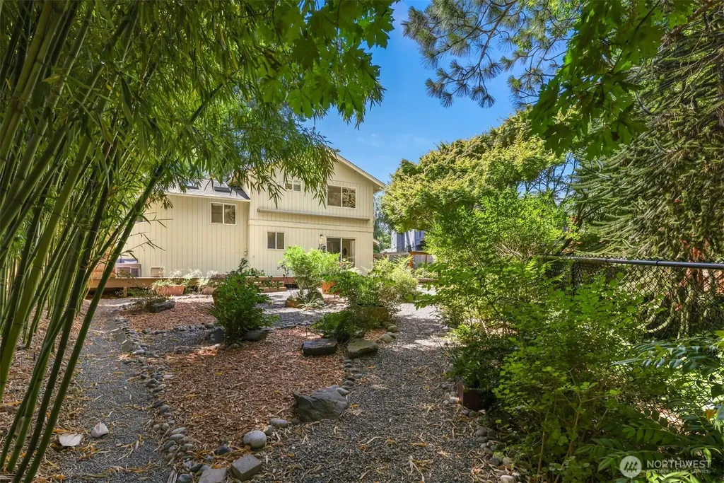 12820 87th Avenue Kirkland WA 98034